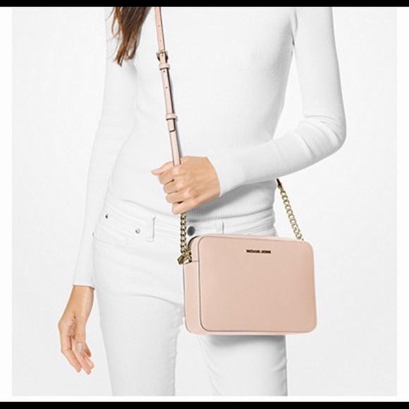 🛑Sold🛑 MK Jet Set Crossbody Bag - Picture 2 of 3